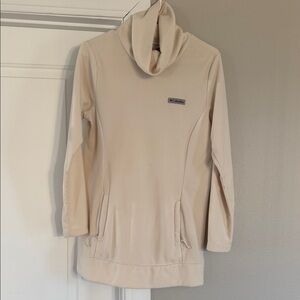 Columbia Women’s Cream Cowl Neck Pullover